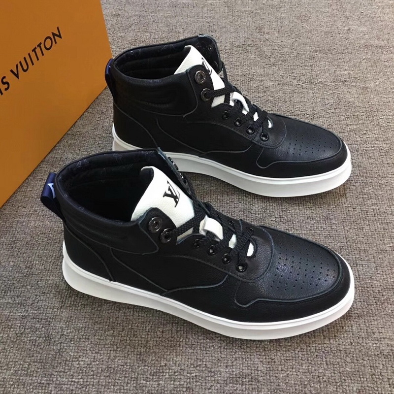 LV Men shoes 1;1 quality-2140