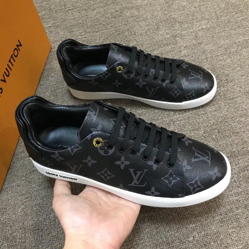 LV Men shoes 1;1 quality-2142