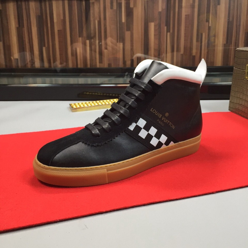 LV Men shoes 1;1 quality-2146