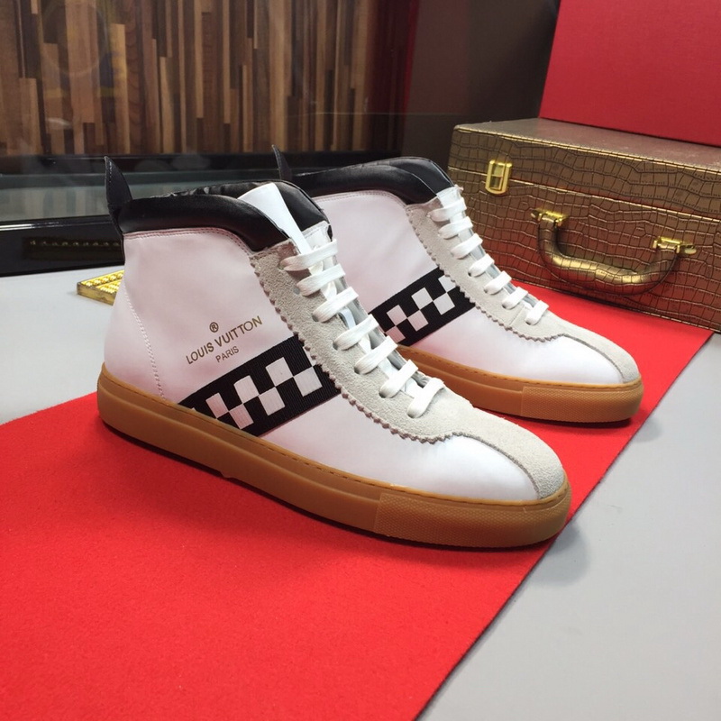 LV Men shoes 1;1 quality-2147