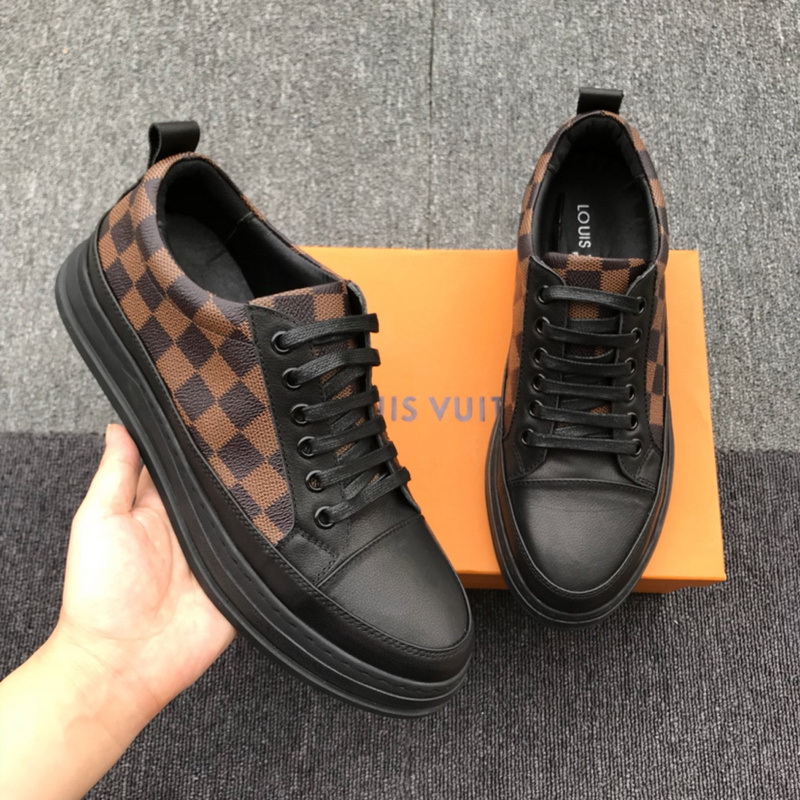 LV Men shoes 1;1 quality-2151