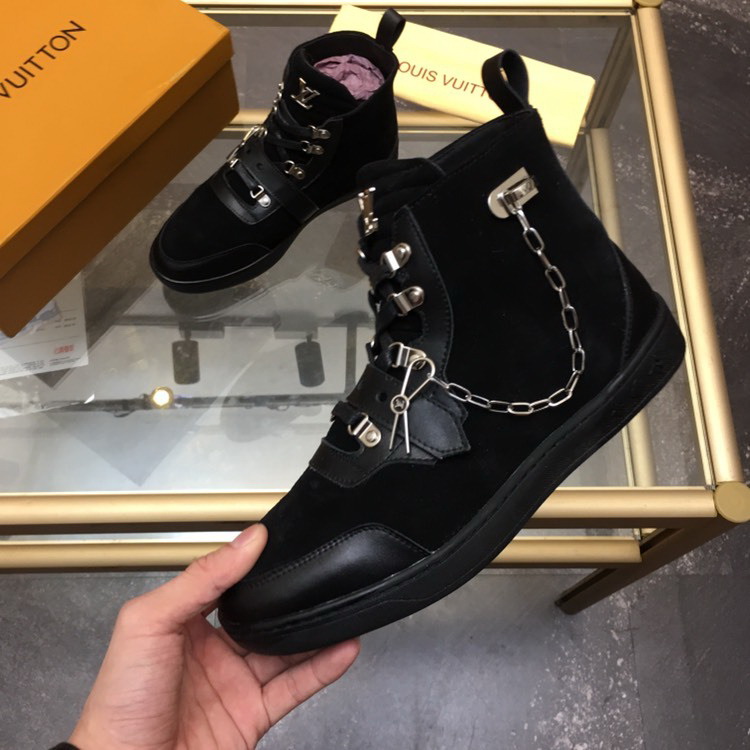 LV Men shoes 1;1 quality-2154