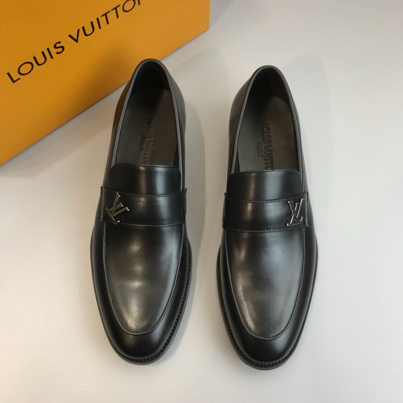 LV Men shoes 1;1 quality-2155