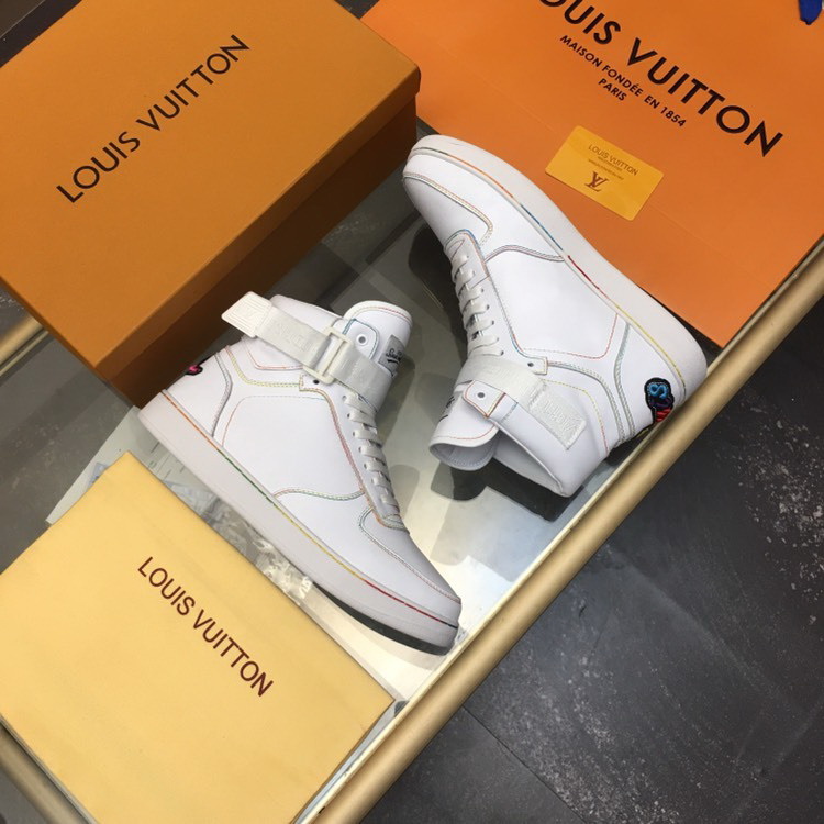 LV Men shoes 1;1 quality-2158