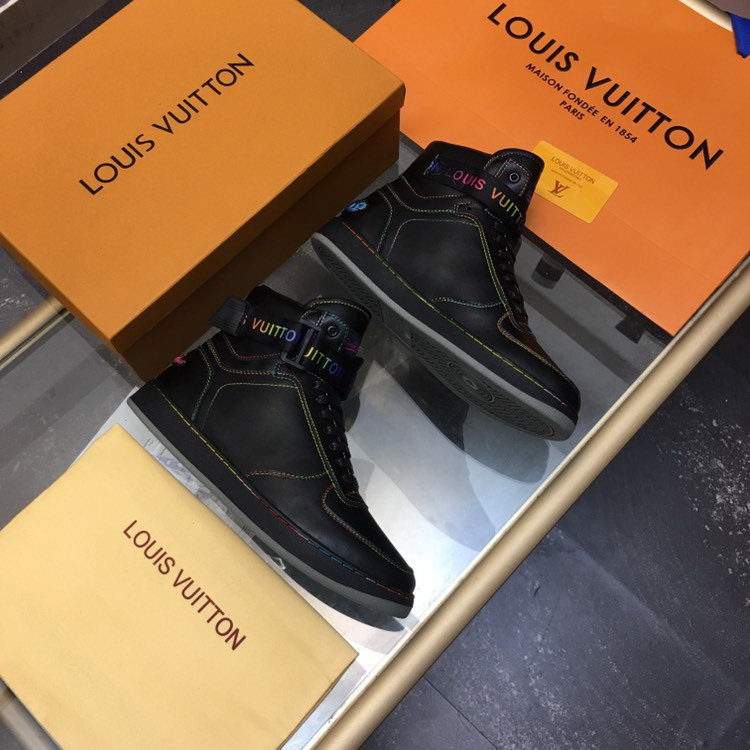 LV Men shoes 1;1 quality-2159