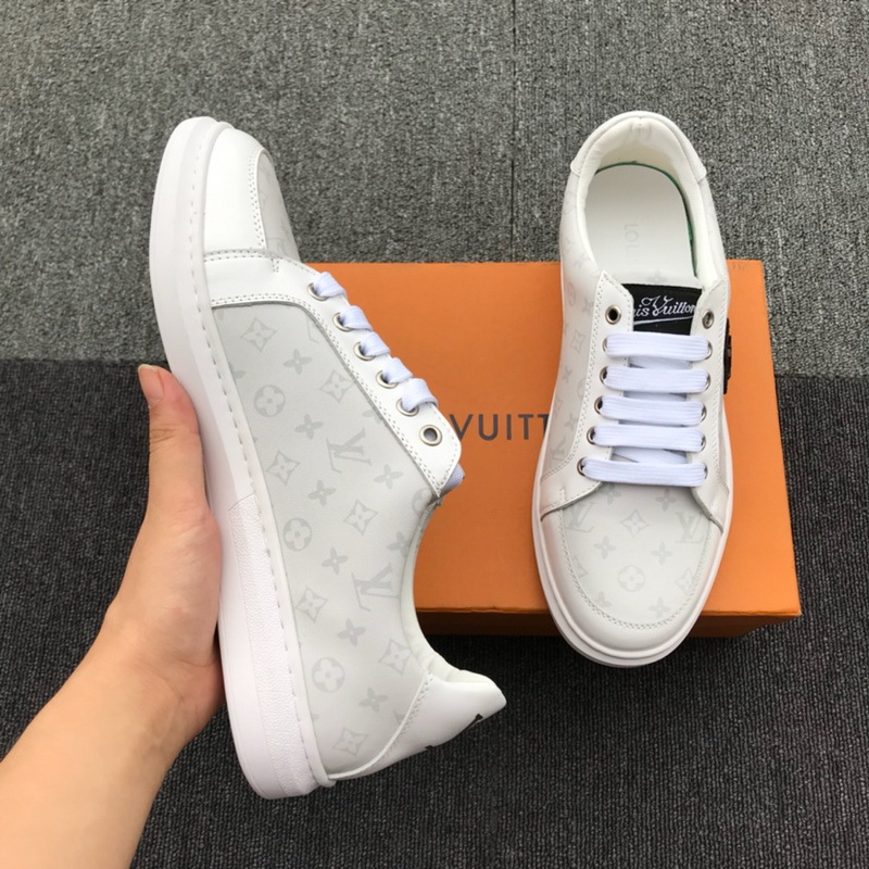 LV Men shoes 1;1 quality-2160