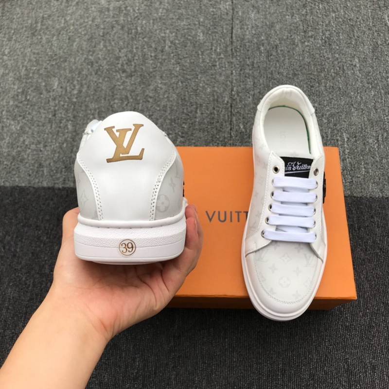 LV Men shoes 1;1 quality-2160