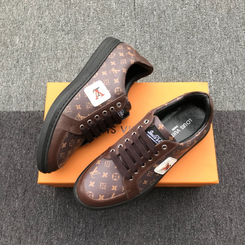 LV Men shoes 1;1 quality-2161