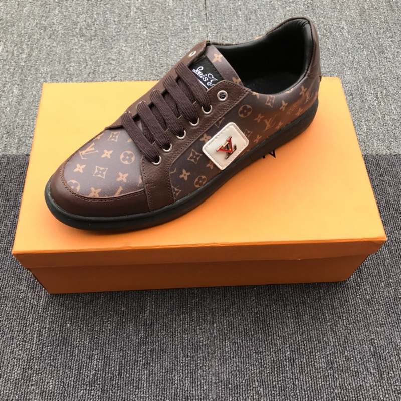 LV Men shoes 1;1 quality-2161