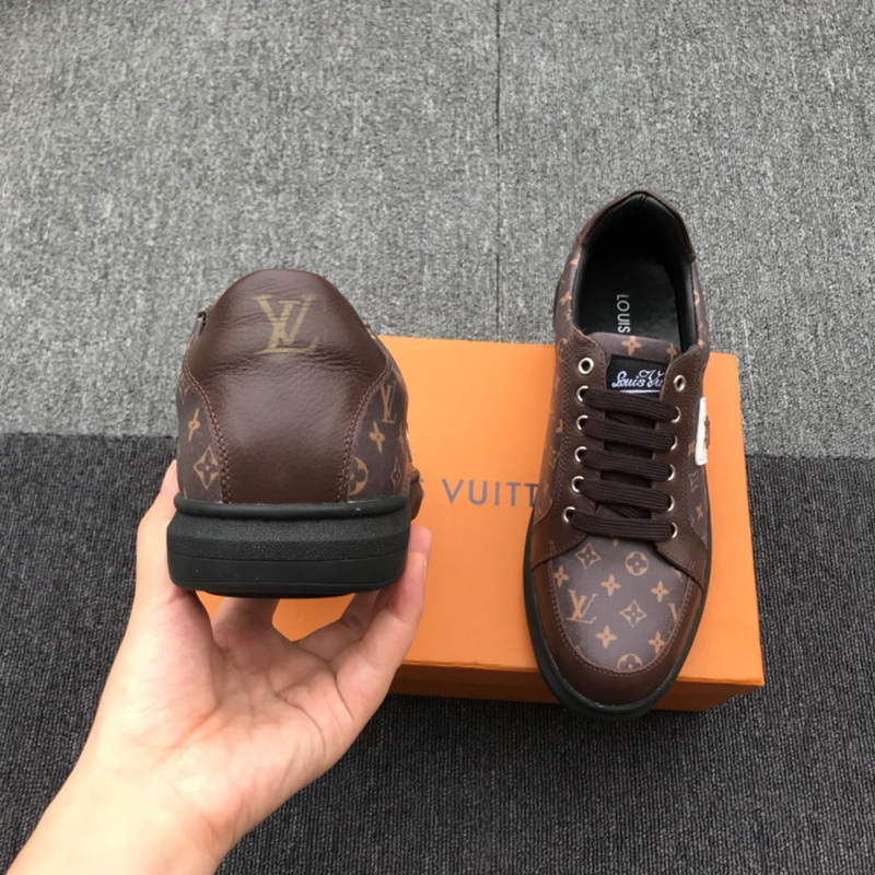 LV Men shoes 1;1 quality-2161