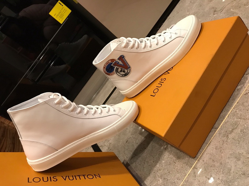 LV Men shoes 1;1 quality-2163