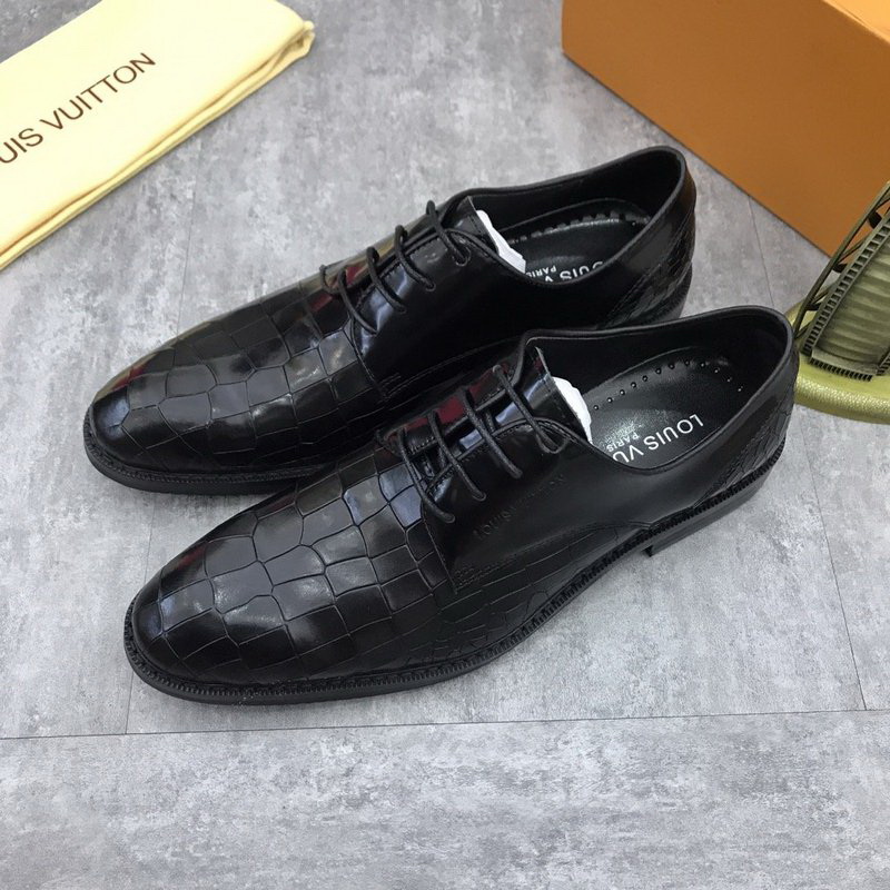 LV Men shoes 1;1 quality-2167