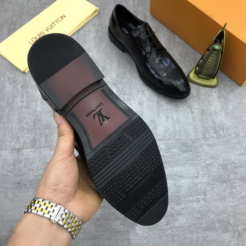 LV Men shoes 1;1 quality-2167