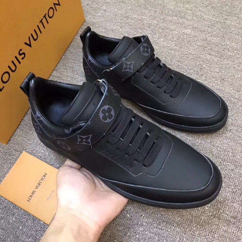 LV Men shoes 1;1 quality-2169