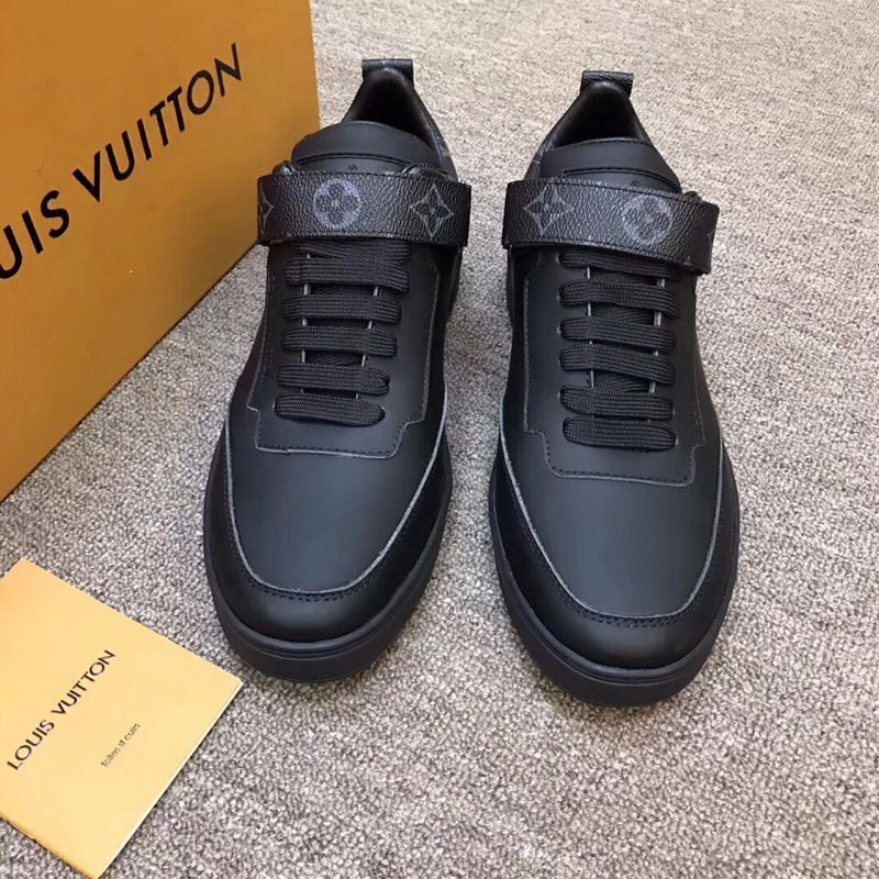 LV Men shoes 1;1 quality-2169