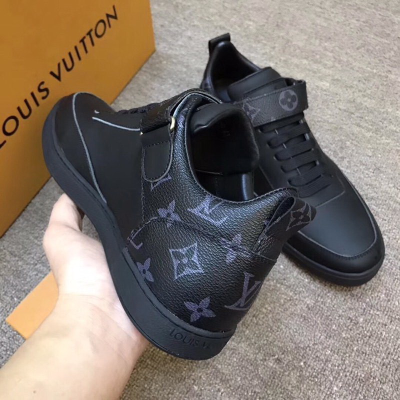 LV Men shoes 1;1 quality-2169