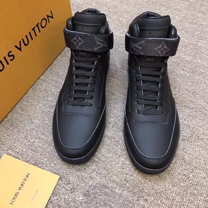 LV Men shoes 1;1 quality-2170