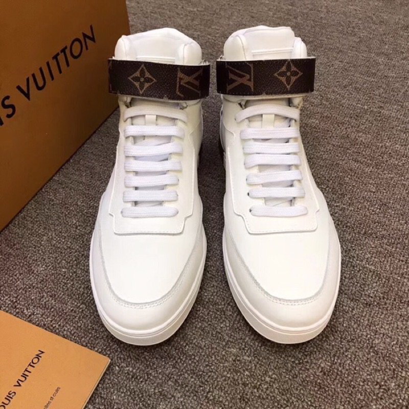 LV Men shoes 1;1 quality-2171