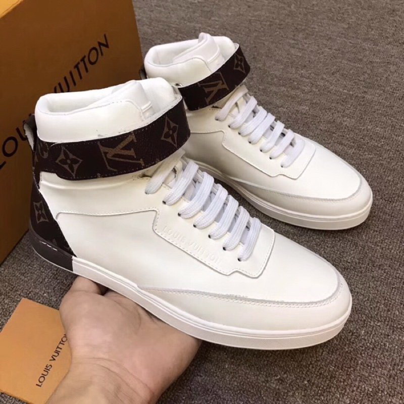 LV Men shoes 1;1 quality-2171