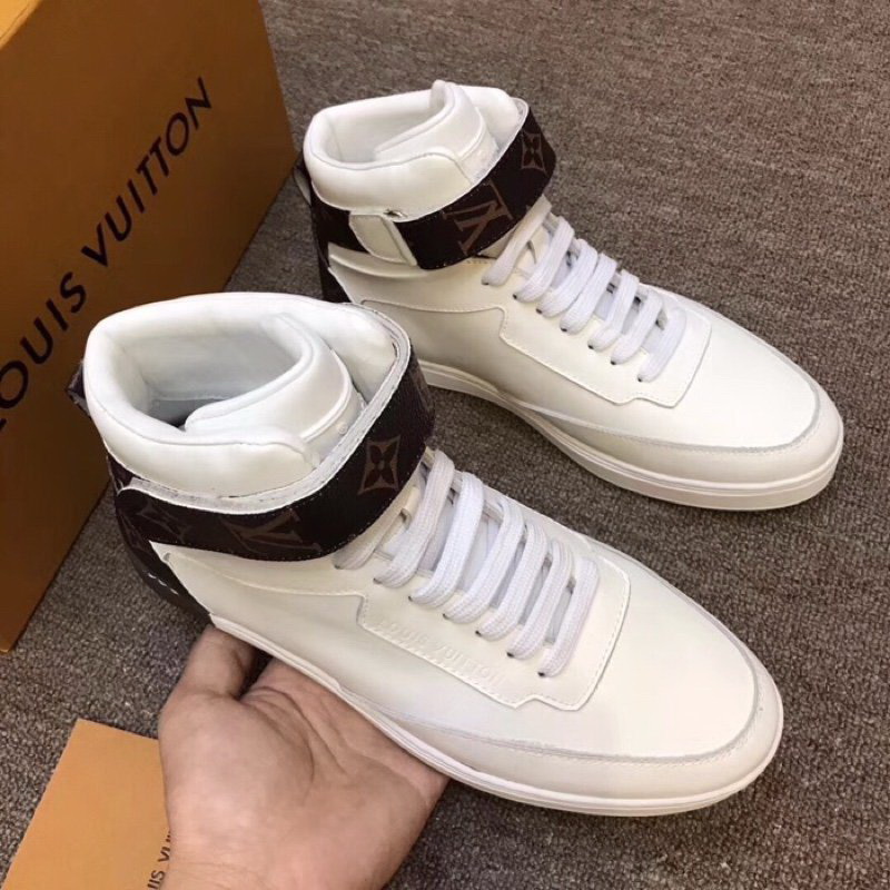 LV Men shoes 1;1 quality-2171