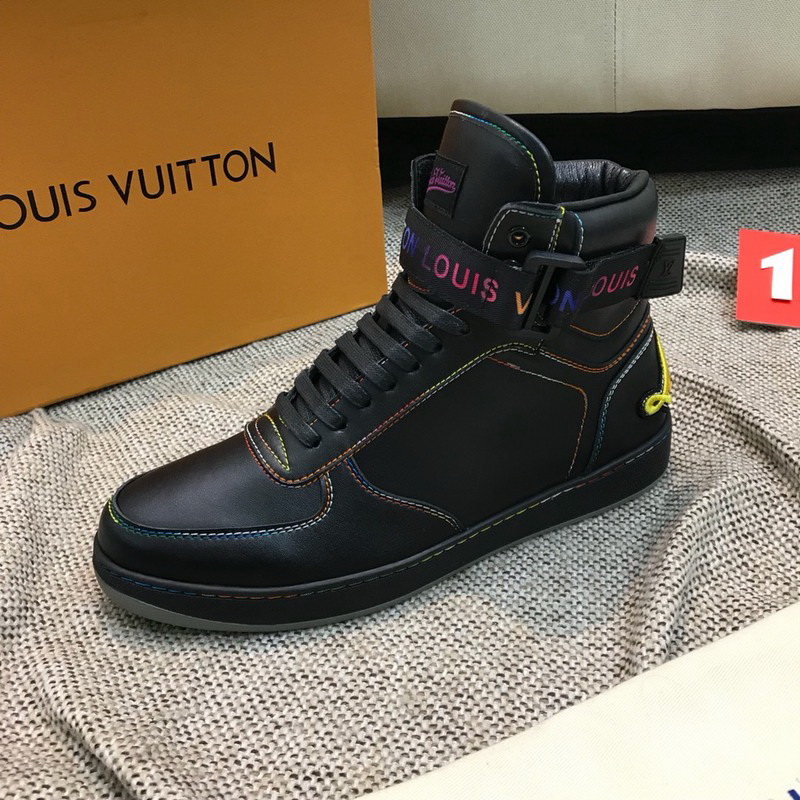 LV Men shoes 1;1 quality-2172