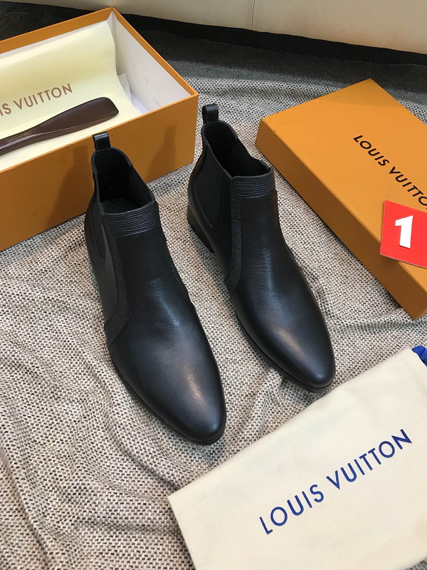 LV Men shoes 1;1 quality-2175