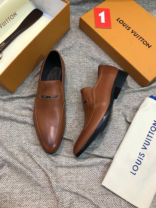 LV Men shoes 1;1 quality-2176