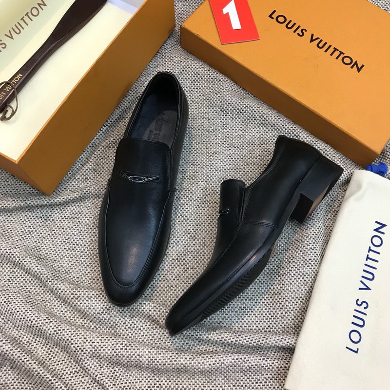 LV Men shoes 1;1 quality-2178