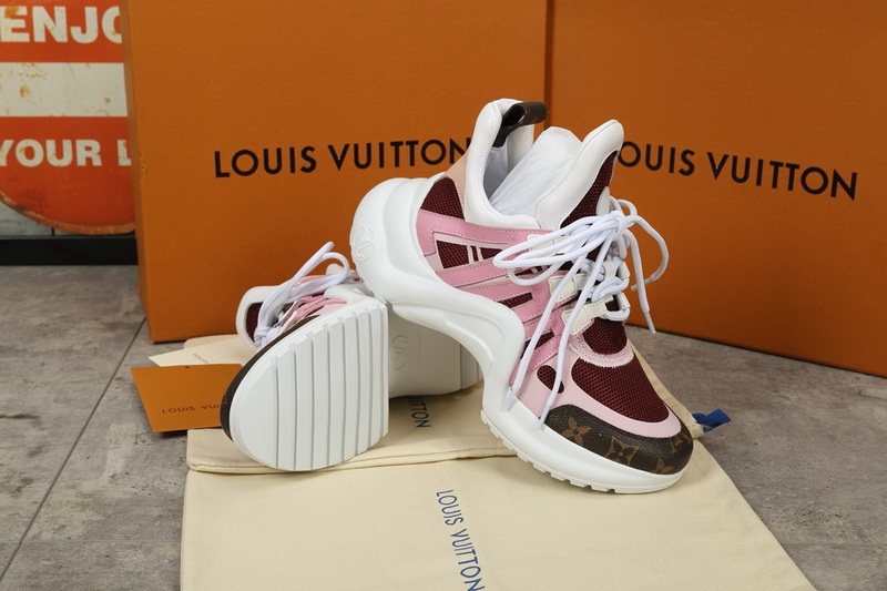 LV Men shoes 1;1 quality-2184