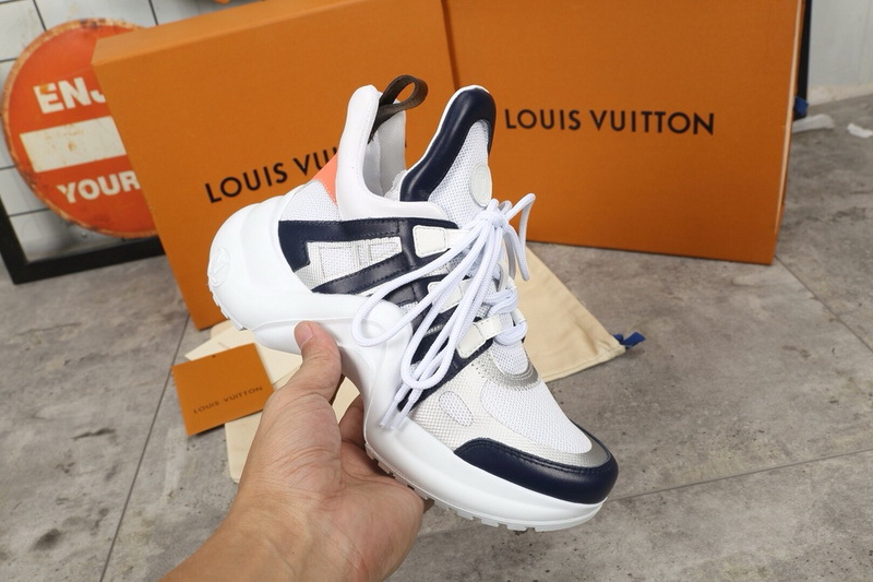 LV Men shoes 1;1 quality-2187