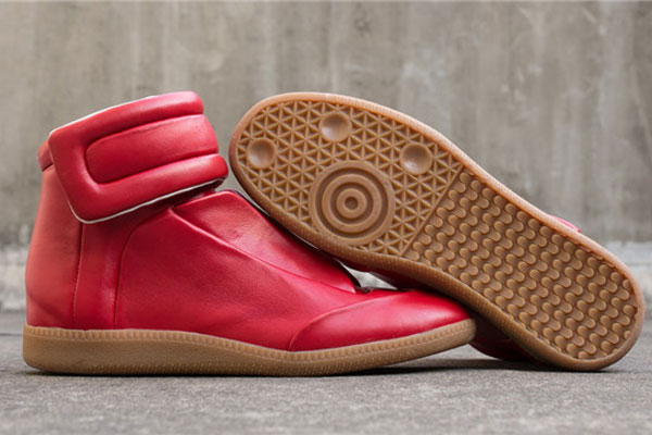 MAISON MARTIN MARGIELA MEN RED LEATHER TRAINER HIGH-TOP SNEAKERS