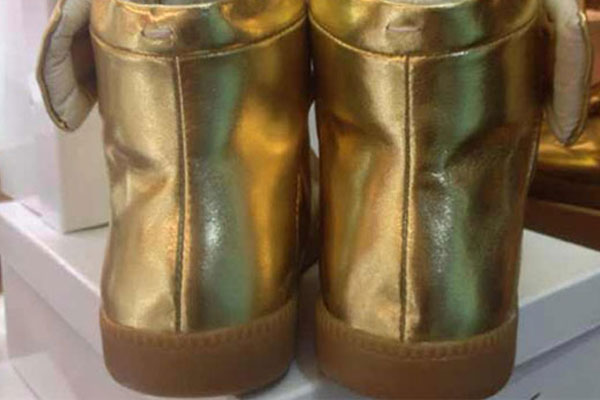 MAISON MARTIN MARGIELA METALLIC GOLDEN LEATHER TRAINER HIGH-TOP