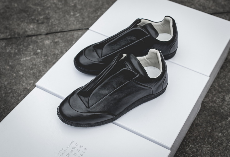 Maison Martin Margiela Black Leather Future Low-Top Sneakers