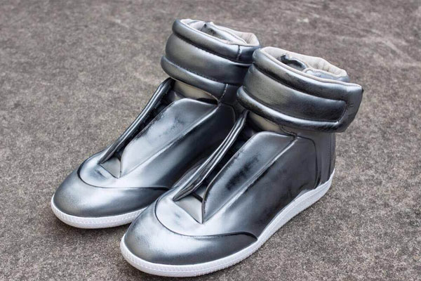 Maison Martin Margiela Line 22 Future Metallic Polyurethane High Top Sneakers in Silver