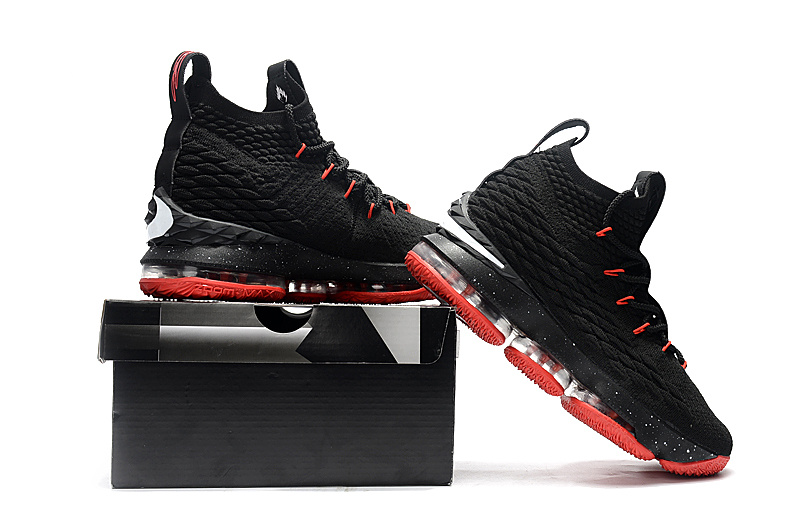 Nike LeBron James 15 shoes-002