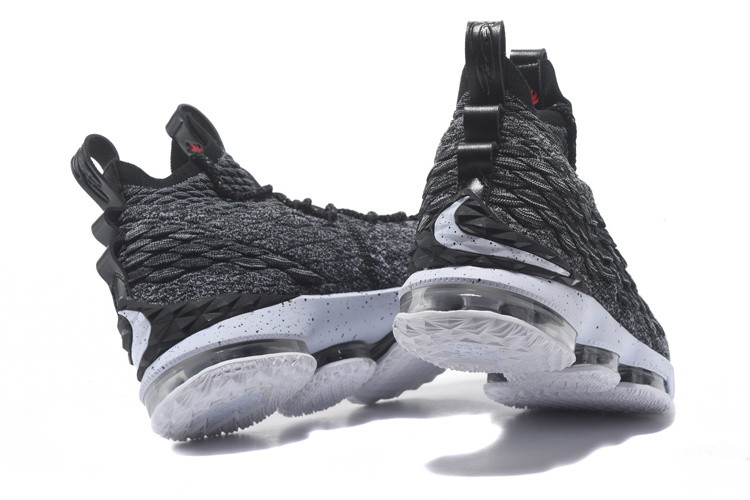 Nike LeBron James 15 shoes-010