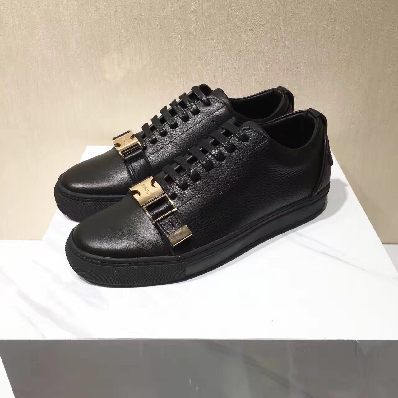 Super Max Buscemi Shoes-056