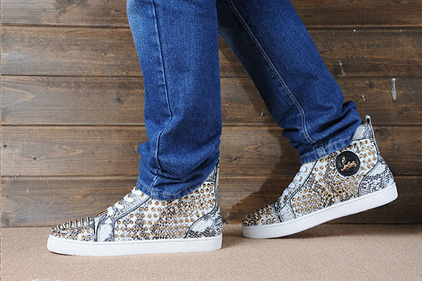 Super Max Perfect Christian Louboutin Louis Spikes Python Leather Men Flat With Golden Studs(with re