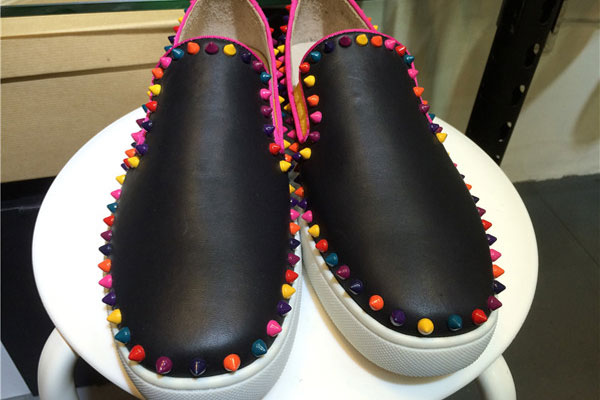 Super Max Perfect Christian louboutin Roller-Boat Flat leather sneakers with colorful spikes(with re