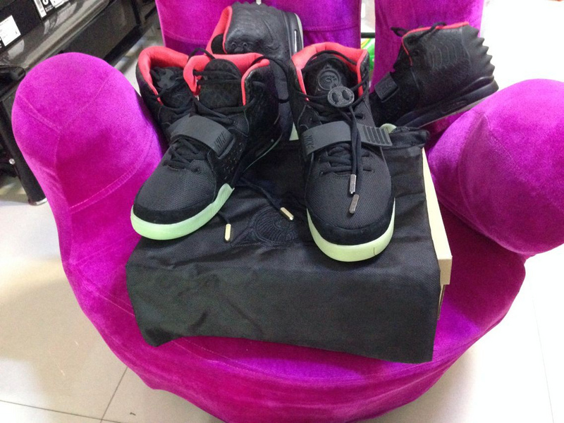 Super Max Perfect Nike Air Yeezy 2 NRG Black/Solar Red