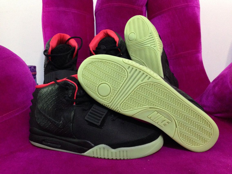 Super Max Perfect Nike Air Yeezy 2 NRG Black/Solar Red