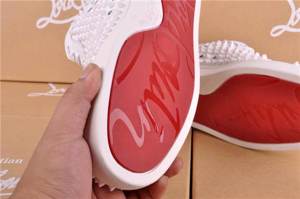 Super Max perfect Christian Louboutin Glossy Red Sole Louis spike men′s flat white leather Sneakers(