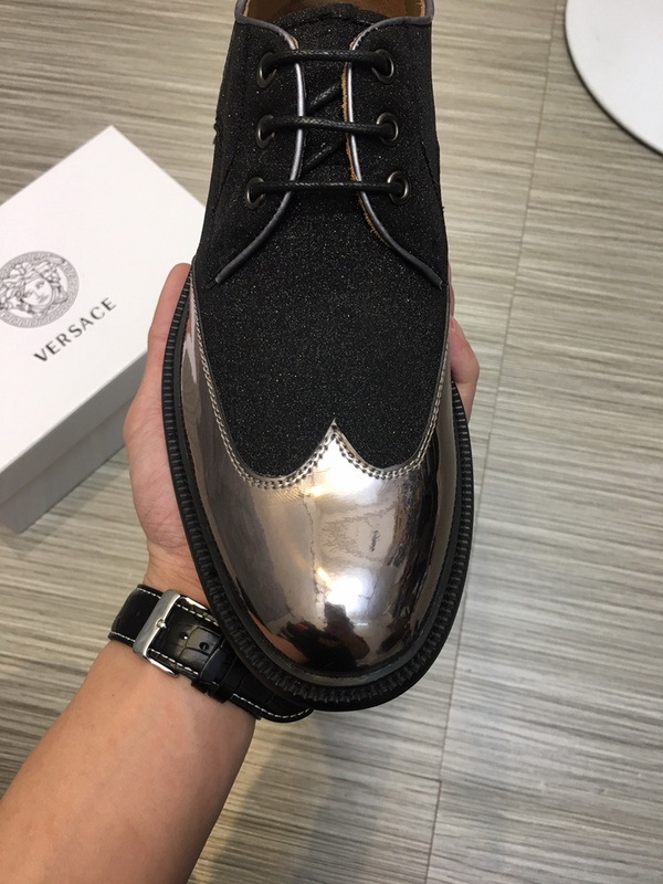 V Men Shoes 1;1 Quality-200