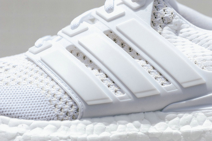 Super Max Perfect  AD Ultra Boost Triple White