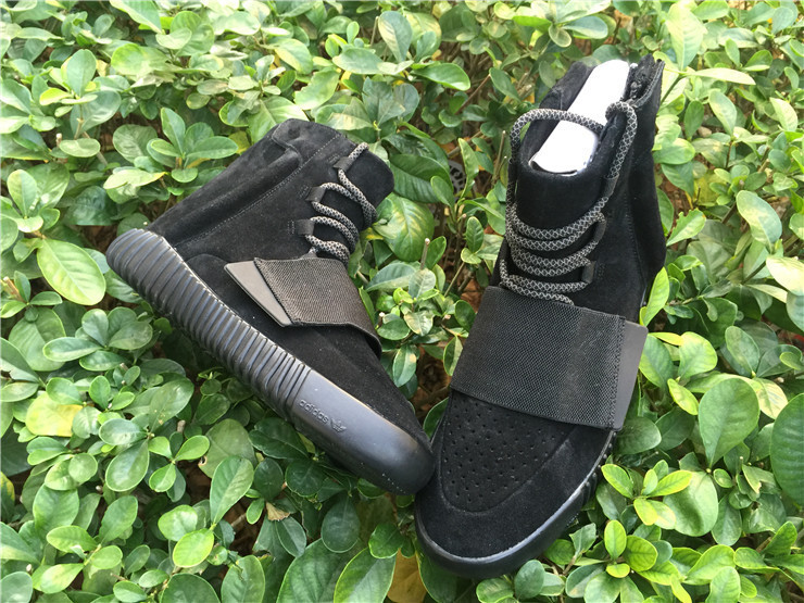 Super Max Perfect AD Yeezy 750 Boost Black