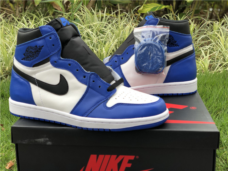 Super Max Perfect Air Jordan 1-040