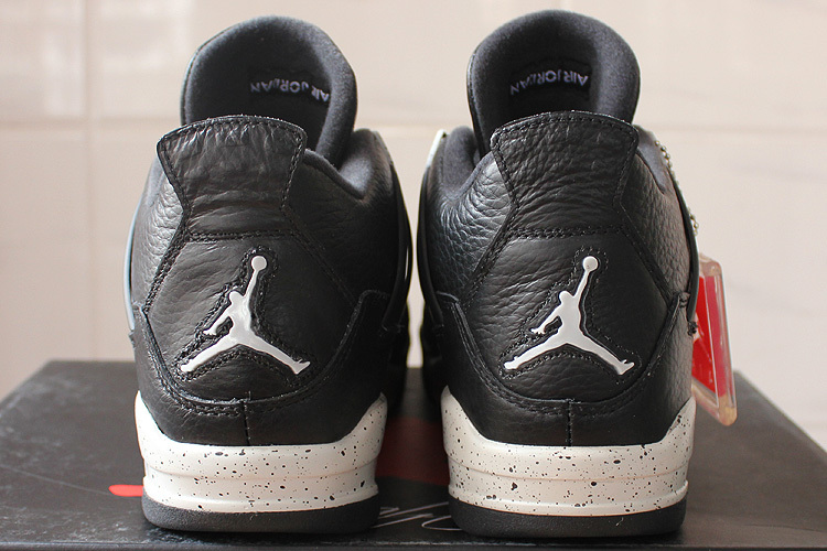 Super Max Perfect Air Jordan 4 Oreo