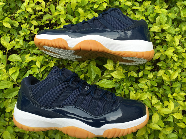 Super Max Perfect Jordan 11 Low Midnight Navy