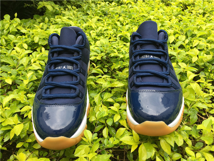 Super Max Perfect Jordan 11 Low Midnight Navy