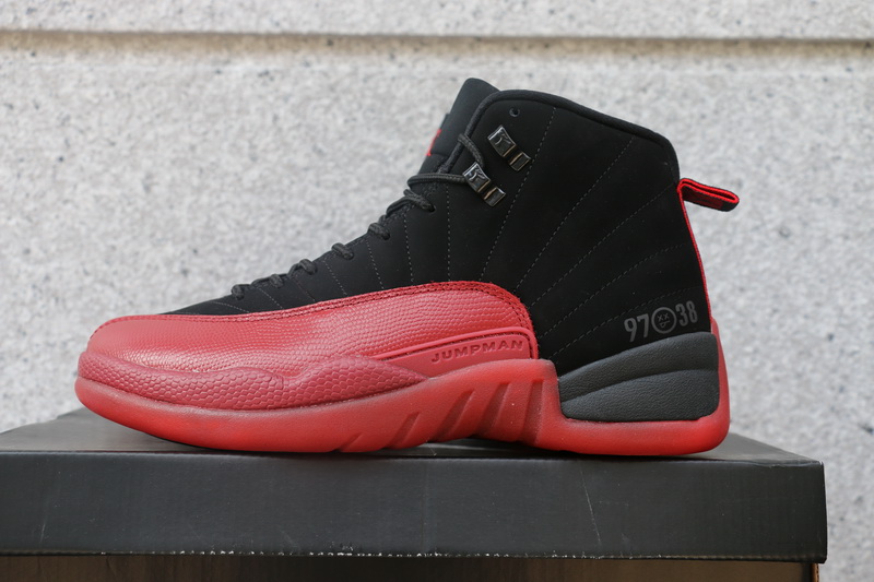 Super Max Perfect Jordan 12 Flu Game(with original carbon fiber)